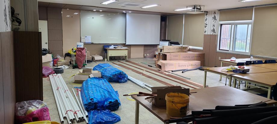 [디자인학관] 디자인관 전체 냉난방기 교체 공사중_연구실, 강의실 완전 Mess