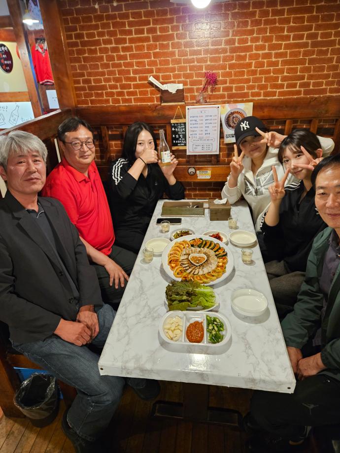 교수님과의 즐거운 식사 자리